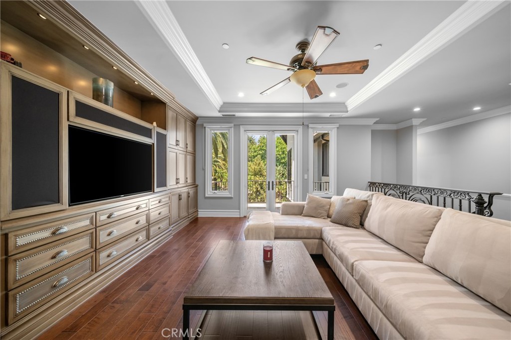 MLS #OC25186135 img 25