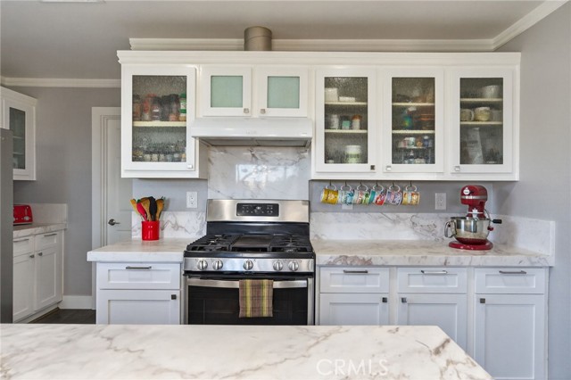 Detail Gallery Image 16 of 62 For 879 Derby, Corona,  CA 92882 - 4 Beds | 3/1 Baths