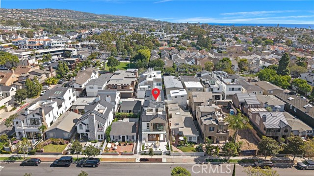 Detail Gallery Image 6 of 54 For 612 1/2 Begonia, Corona Del Mar,  CA 92625 - 2 Beds | 2/1 Baths