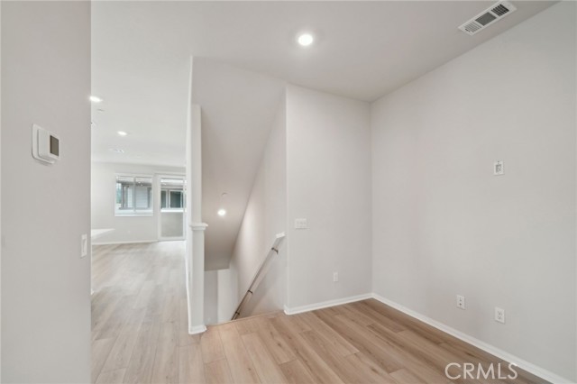 1553 Stratus Drive, Pomona CA: https://media.crmls.org/medias/89c2f09f-5f58-43a0-be08-dde62d99e28b.jpg