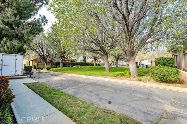 Detail Gallery Image 39 of 43 For 13974 Olive Grove Ln, Sylmar,  CA 91342 - 3 Beds | 2 Baths