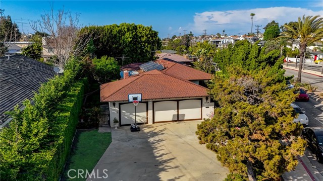 1769 Nelson Avenue, Manhattan Beach, California 90266, 4 Bedrooms Bedrooms, ,2 BathroomsBathrooms,Residential,Sold,Nelson,SB24055683