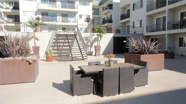 1600 Ardmore Avenue, Hermosa Beach, California 90254, 2 Bedrooms Bedrooms, ,1 BathroomBathrooms,Residential,Sold,Ardmore,SB17049040