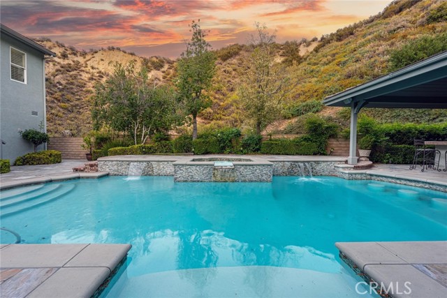Detail Gallery Image 9 of 68 For 25502 Morning Mist Dr, Stevenson Ranch,  CA 91381 - 6 Beds | 5 Baths