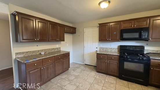 Detail Gallery Image 3 of 21 For 25521 Elder, Moreno Valley,  CA 92557 - 4 Beds | 2 Baths