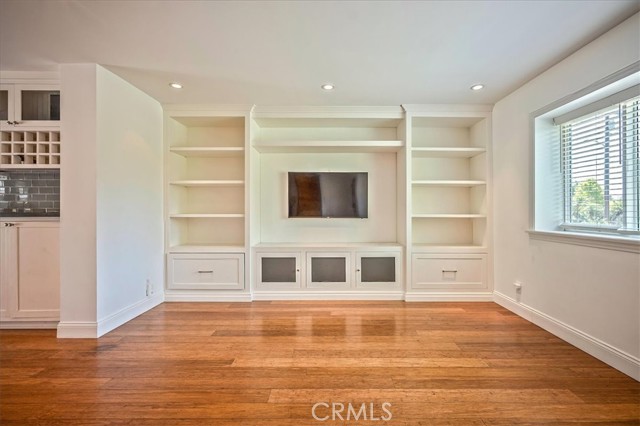 Detail Gallery Image 7 of 37 For 385 E Mendocino St, Altadena,  CA 91001 - 4 Beds | 2/1 Baths