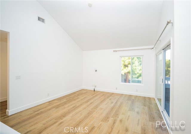 Detail Gallery Image 9 of 24 For 45 Hartford Dr #22,  Newport Beach,  CA 92660 - 2 Beds | 2 Baths