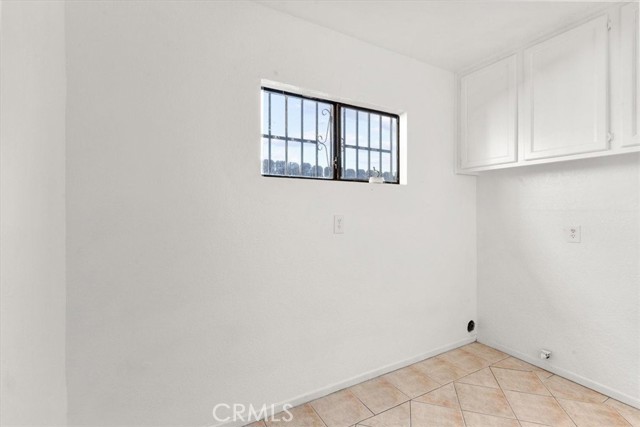 Detail Gallery Image 14 of 17 For 2272 E 105th St, Los Angeles,  CA 90002 - 3 Beds | 2 Baths