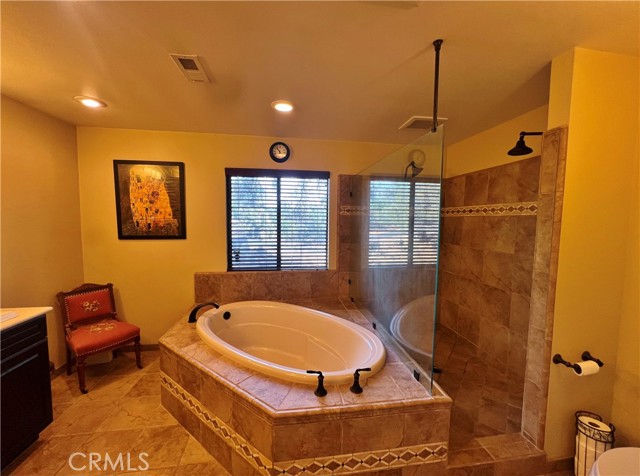 44293 Copper Creek Way, Coarsegold CA: https://media.crmls.org/medias/89c92e3d-6639-4b90-8f83-dee12cb83202.jpg