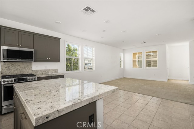 Detail Gallery Image 13 of 25 For 18318 Iris, Yorba Linda,  CA 92886 - 4 Beds | 3/1 Baths