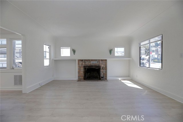 Detail Gallery Image 5 of 40 For 931 Manhattan Ave, Hermosa Beach,  CA 90254 - – Beds | – Baths