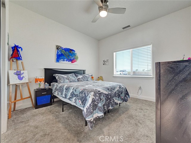 11515 Tamarisk Avenue, Hesperia CA: https://media.crmls.org/medias/89c9a7cf-1539-426d-ba4a-bc6a6d524486.jpg