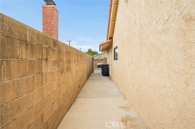 Detail Gallery Image 30 of 33 For 6329 Fillmore Ave, Rialto,  CA 92377 - 4 Beds | 2 Baths