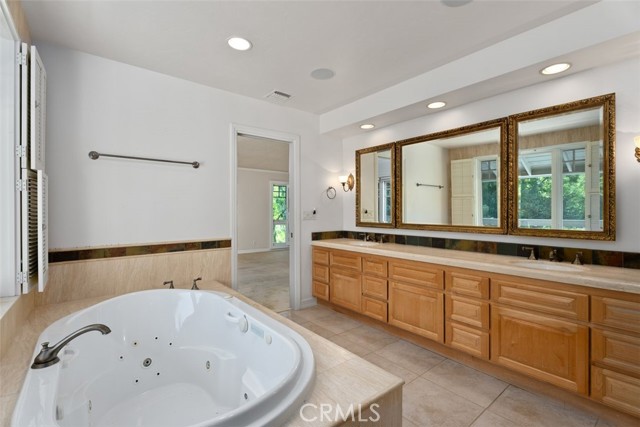 Detail Gallery Image 22 of 47 For 5072 Grandview Ave, Yorba Linda,  CA 92886 - 4 Beds | 3/1 Baths