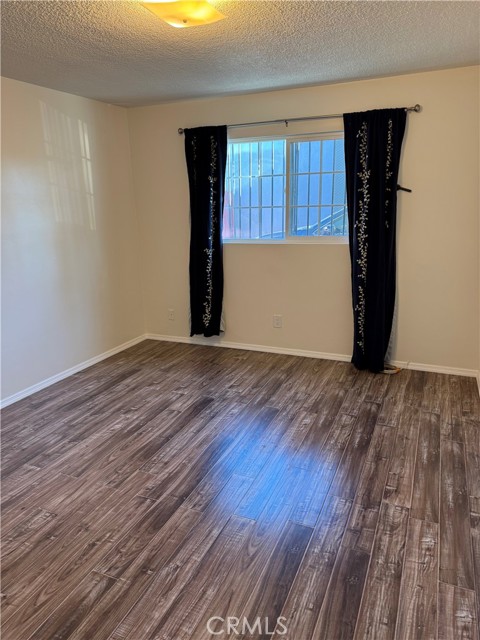 3309 E 8th Street, Los Angeles CA: https://media.crmls.org/medias/89cad95c-0bdb-4ae6-8b5b-58f86dd8c960.jpg