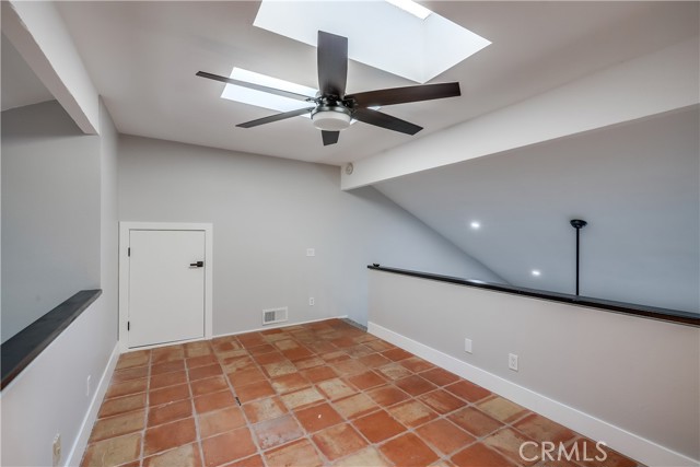 Detail Gallery Image 46 of 47 For 155 N Singingwood St #34,  Orange,  CA 92869 - 2 Beds | 2 Baths