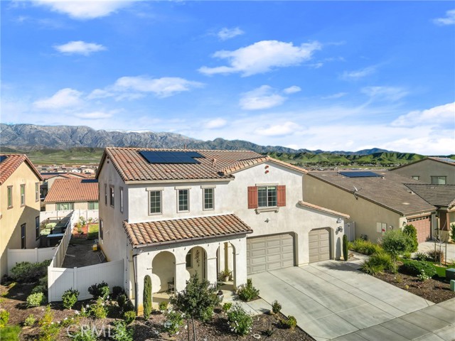 Detail Gallery Image 2 of 46 For 5917 Verde, Banning,  CA 92220 - 4 Beds | 3 Baths