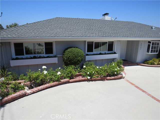 Detail Gallery Image 5 of 34 For 2507 Sunnyside Ridge Rd, Rancho Palos Verdes,  CA 90275 - 4 Beds | 3 Baths