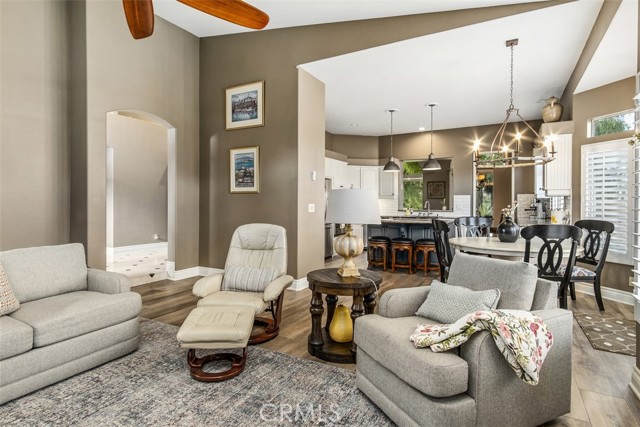 Detail Gallery Image 17 of 37 For 38027 Cherrywood Dr, Murrieta,  CA 92562 - 3 Beds | 3/1 Baths