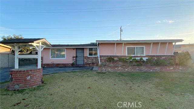 17116 E Renwick Rd, Azusa, CA 91702