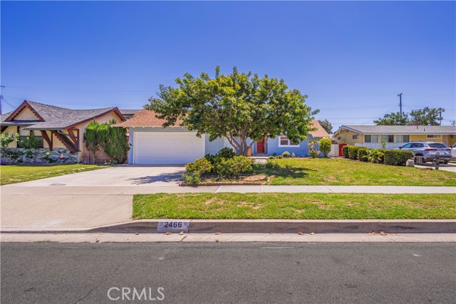 Detail Gallery Image 1 of 1 For 2466 W Harriet Ln, Anaheim,  CA 92804 - 3 Beds | 2 Baths