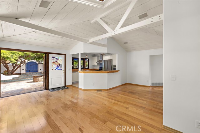 490 Agate, Laguna Beach CA: https://media.crmls.org/medias/89cef46e-66a9-4b11-90ef-66f8b97d5f4b.jpg