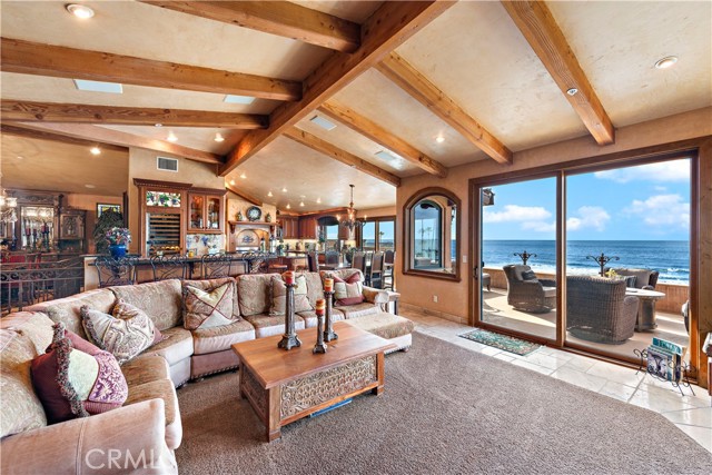 Detail Gallery Image 2 of 14 For 344 W Paseo De Cristobal, San Clemente,  CA 92672 - 4 Beds | 3/1 Baths