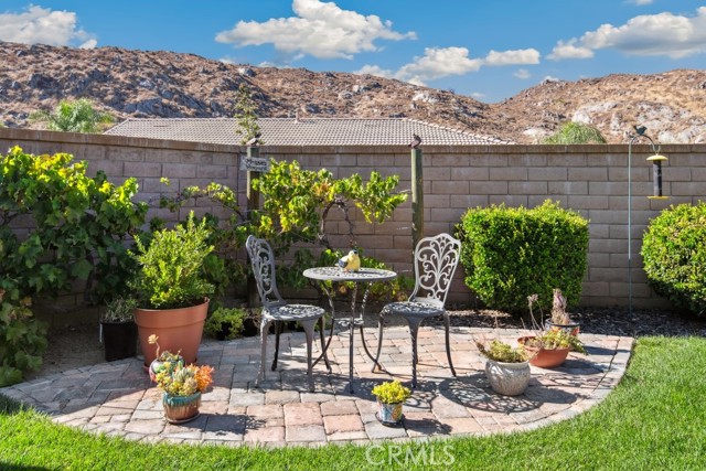 Detail Gallery Image 3 of 53 For 130 Lopez Way, Hemet,  CA 92545 - 3 Beds | 2 Baths