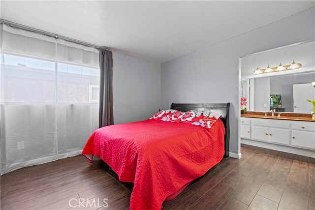 Detail Gallery Image 16 of 31 For 9158 Van Nuys Bld #8,  Panorama City,  CA 91402 - 2 Beds | 3 Baths