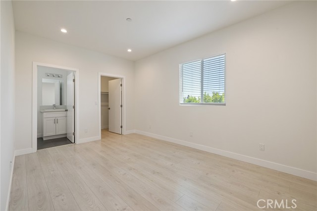 Detail Gallery Image 35 of 53 For 1143 Irolo St, Los Angeles,  CA 90006 - 12 Beds | 14 Baths