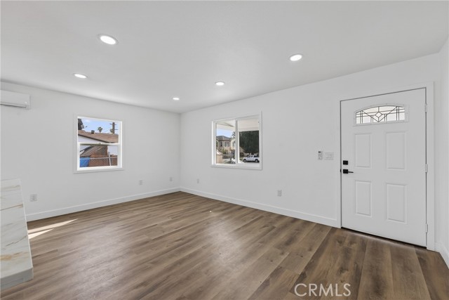 Detail Gallery Image 7 of 31 For 1095 E Phillips Blvd, Pomona,  CA 91766 - 2 Beds | 1 Baths