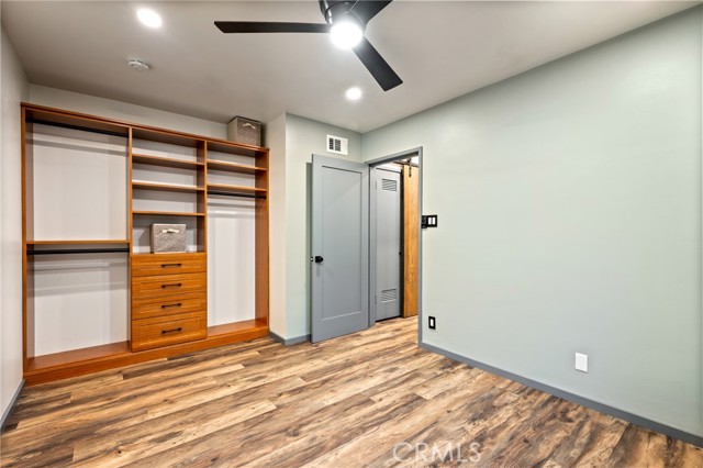 7424 W 85th Street, Los Angeles CA: https://media.crmls.org/medias/89d1ace3-aceb-419f-9321-360aca215885.jpg