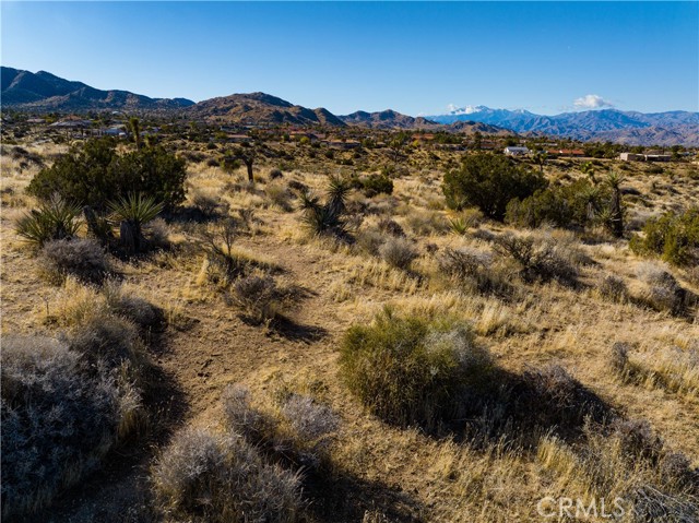 Detail Gallery Image 6 of 24 For 58980 Santa Barbara Dr, Yucca Valley,  CA 92284 - – Beds | – Baths