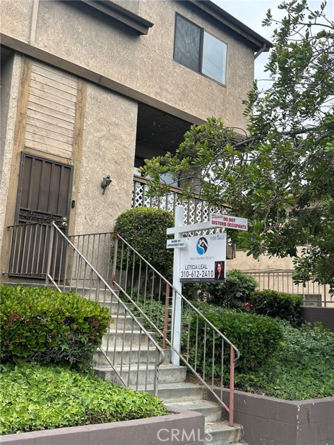 Detail Gallery Image 5 of 18 For 850 W 157th #6,  Gardena,  CA 90247 - 2 Beds | 2/1 Baths