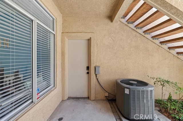 Image 25 of 28 For 1151 Veramar Court 101