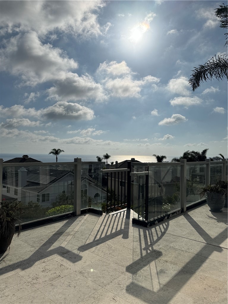 Detail Gallery Image 2 of 42 For 2305 via Zafiro, San Clemente,  CA 92673 - 4 Beds | 2/1 Baths