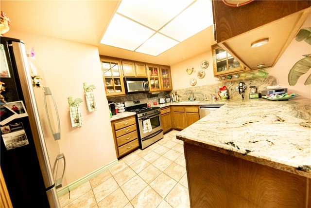 1921 Pine Drive, La Habra CA: https://media.crmls.org/medias/89d316d0-5e4c-49c4-bced-ea4f8337a931.jpg