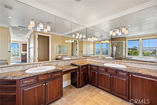 Detail Gallery Image 32 of 43 For 18 via Cima, San Clemente,  CA 92672 - 5 Beds | 5/1 Baths