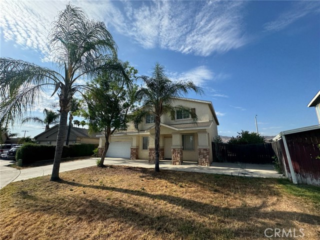 Detail Gallery Image 2 of 34 For 43534 Amazon St, Hemet,  CA 92544 - 4 Beds | 2/1 Baths