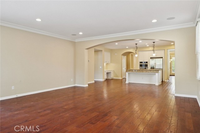 27 Antique Rose, Irvine CA: https://media.crmls.org/medias/89d3c410-feb7-4d99-945f-bc959e12fa03.jpg