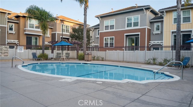 Detail Gallery Image 51 of 64 For 3538 Torrance Bld #145,  Torrance,  CA 90503 - 3 Beds | 2/1 Baths