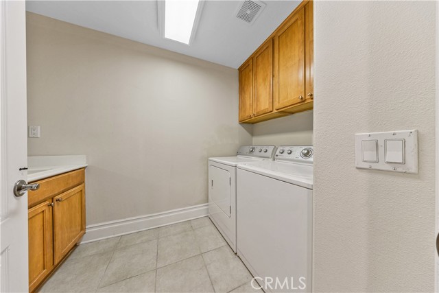 Detail Gallery Image 43 of 75 For 3625 Paddock Way, Quartz Hill,  CA 93536 - 6 Beds | 4/2 Baths