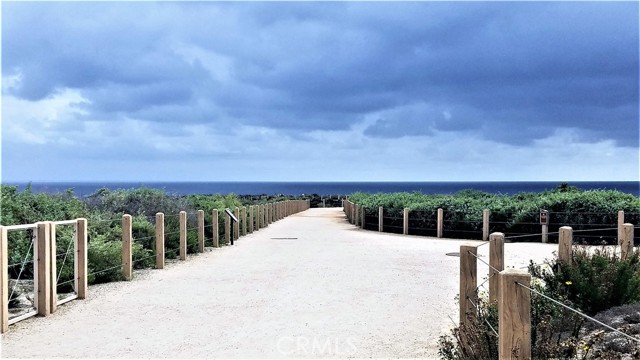 3520 Paseo Flamenco, San Clemente CA: https://media.crmls.org/medias/89d53c86-a9ac-464c-b21f-08f5b653cef2.jpg
