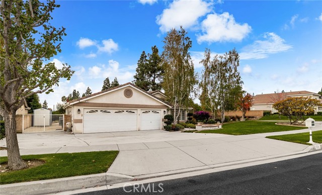 Detail Gallery Image 6 of 53 For 1124 Peppertree, Upland,  CA 91784 - 4 Beds | 2 Baths