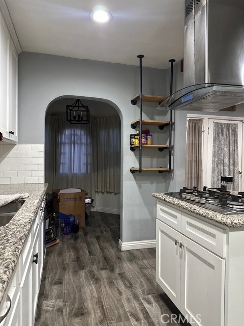 807 E 106th, Los Angeles CA: https://media.crmls.org/medias/89d56a1d-6e1d-4d6d-bd99-1bd3a6ec5bc1.jpg