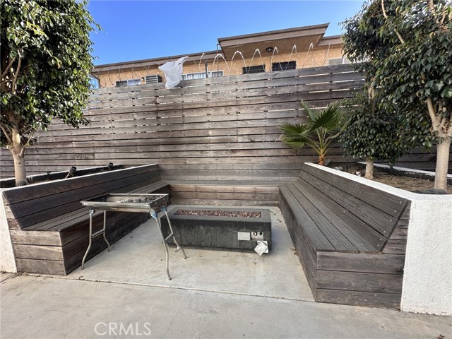 Detail Gallery Image 11 of 11 For 1580 W 30th St, Los Angeles,  CA 90007 - 3 Beds | 3 Baths