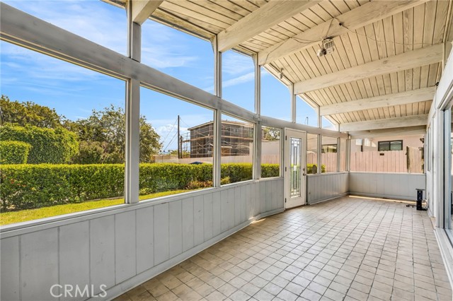 5723 West 74th Street, Los Angeles CA: https://media.crmls.org/medias/89d5bed7-4b5f-4d7d-8792-9dcc07d986a0.jpg