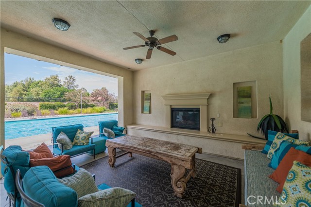 Detail Gallery Image 33 of 38 For 2993 E via Corvina, Ontario,  CA 91764 - 4 Beds | 3 Baths