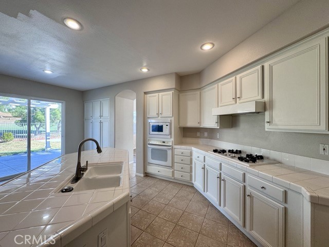 Detail Gallery Image 12 of 50 For 30906 Crystalaire Dr, Temecula,  CA 92591 - 4 Beds | 2/1 Baths