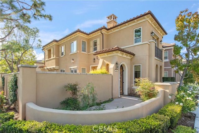 Detail Gallery Image 4 of 27 For 181 Rhapsody, Irvine,  CA 92620 - 3 Beds | 2/1 Baths